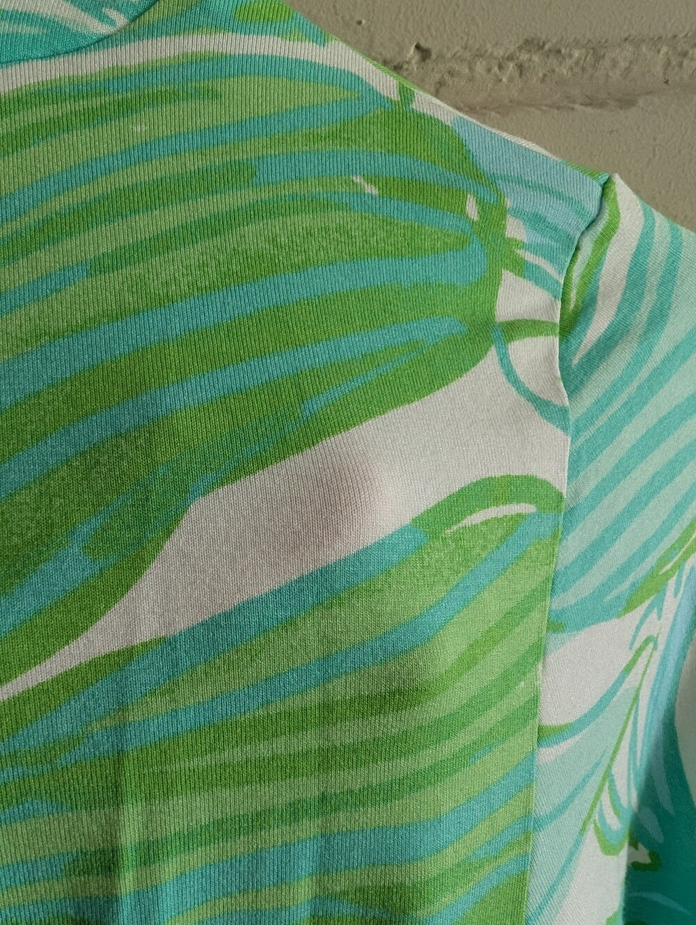Lilly Pulitzer XS Karlie Wrap Romper Green & Aqua Tropical Frond Print - Picture 7 of 7
